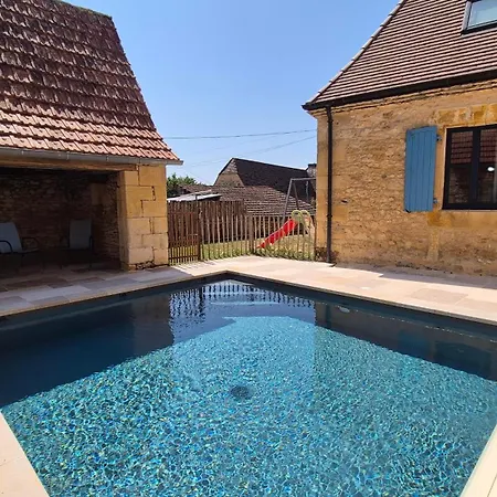 Le Clos De Bizaillac Avec Piscine Chauffee Feriehus *