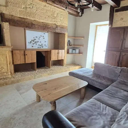 Le Clos De Bizaillac Avec Piscine Chauffee Feriehus Marquay